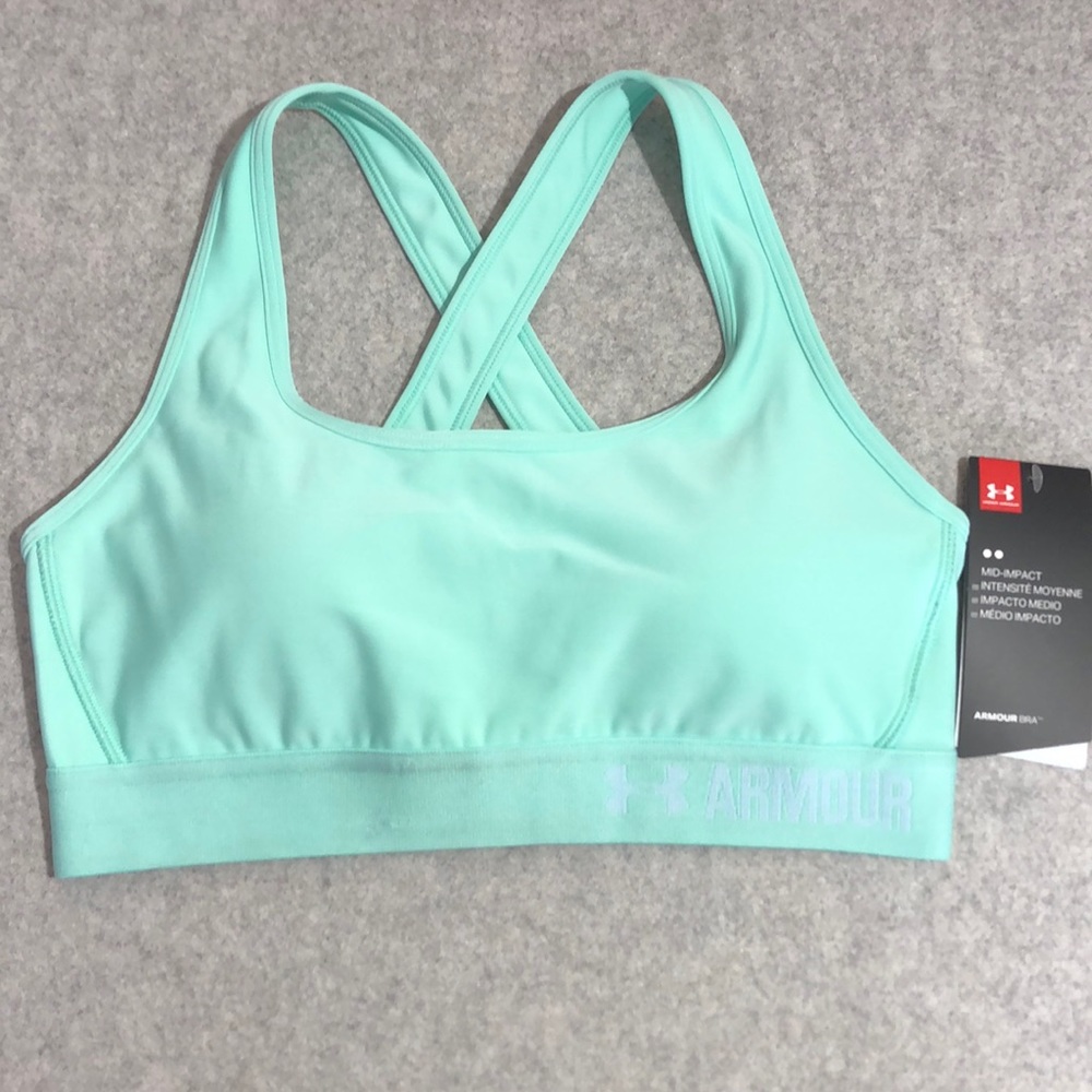 Under Armour sports bra NWT mid-impact